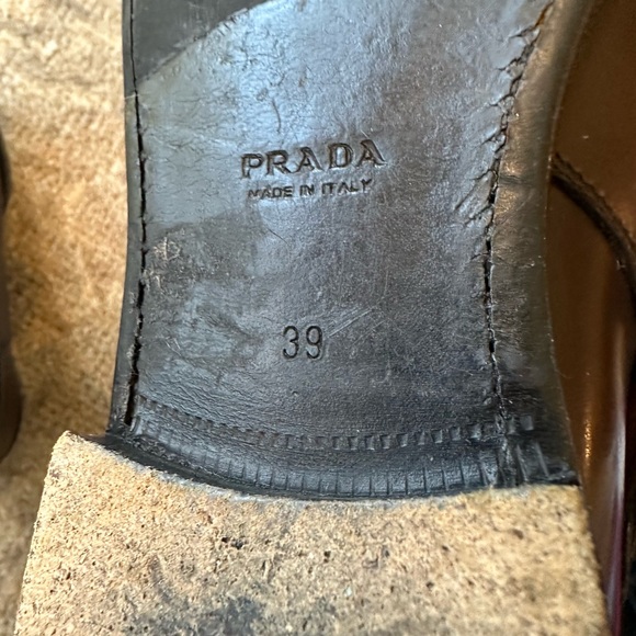 Prada Cordovan beautiful leather boots - Picture 3 of 3